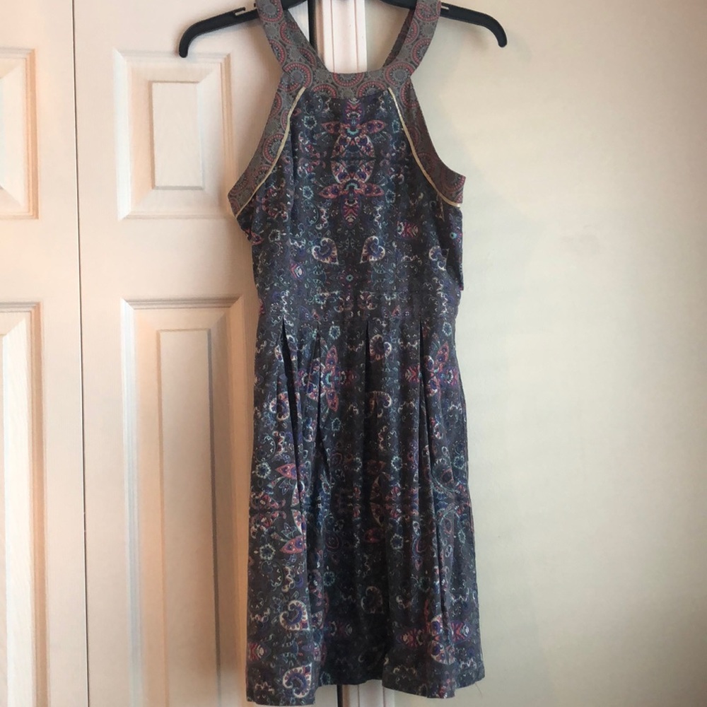 AE Women’s high neck midi dress